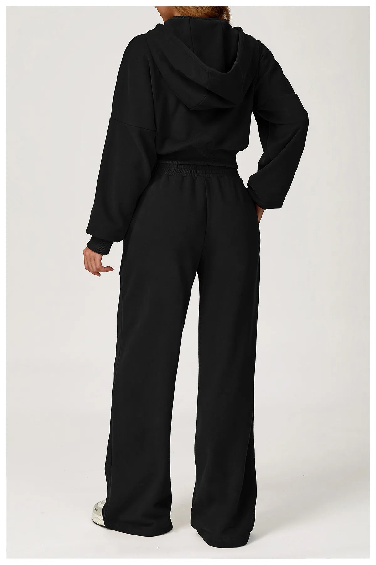 Women's 2-Piece Cropped Hoodie & Jogger Set – Gym to Street Activewear