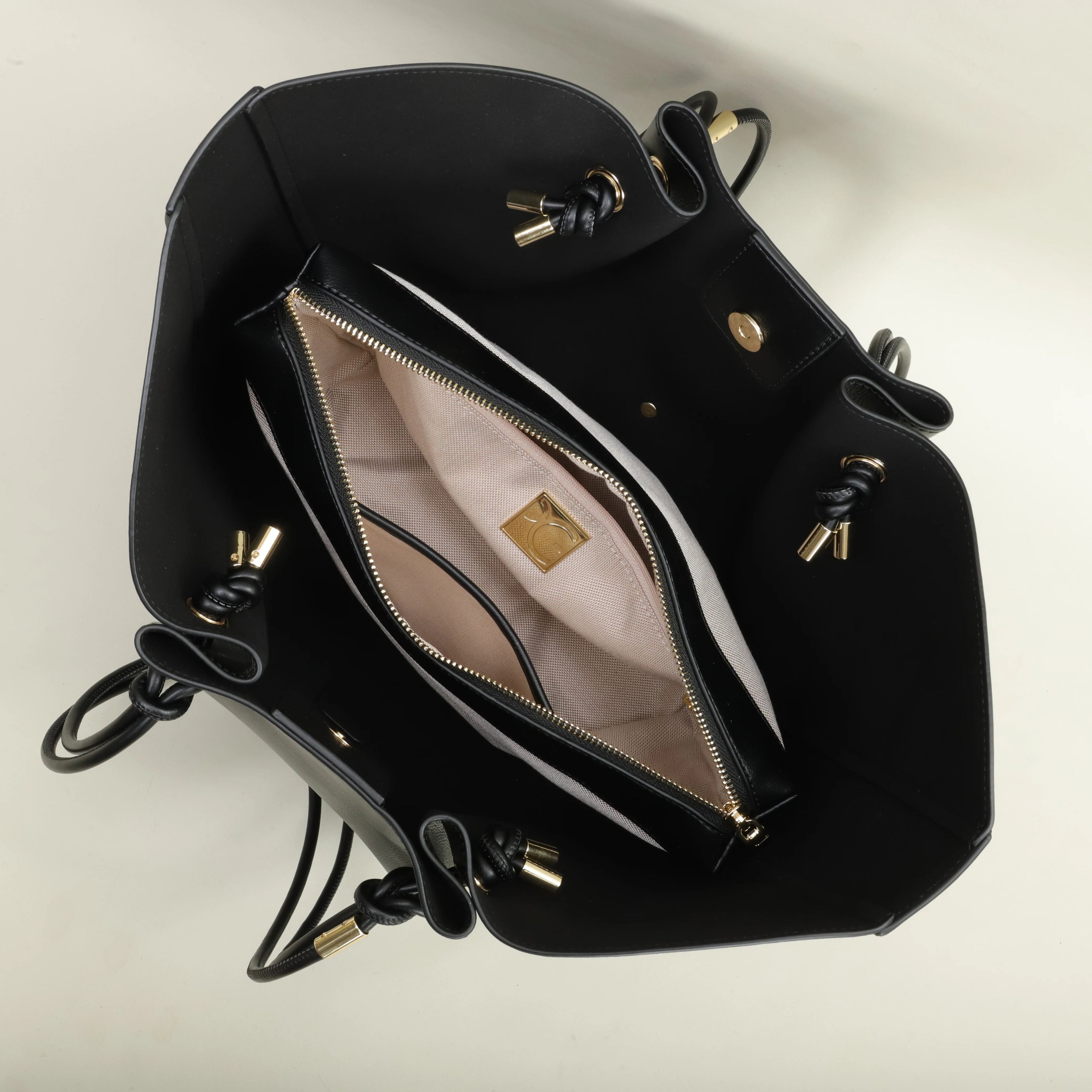 PG Atmosphere Brand Classic Large Capacity 2026 New Fashion PU Artificial Eco-Friendly Leather Shoulder Bag